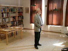 Szakonyi Károly, író: Az író és anyanyelve