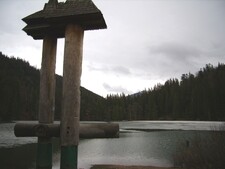 A Szinevéri-tónál