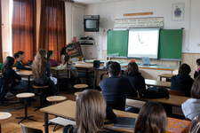 Földesi Dóra (HuMuSz): Termékek útja gyártástól lebomlásig