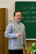 Szántai Tamás előadóművész: Hány nyelven beszélsz?